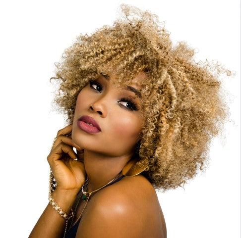 Shrinkage is often viewed as a negative trait, it’s actually a sign of a HEALTHY HAIR. Shrinkage occurs when hair is bouncy, healthy, and hydrated.